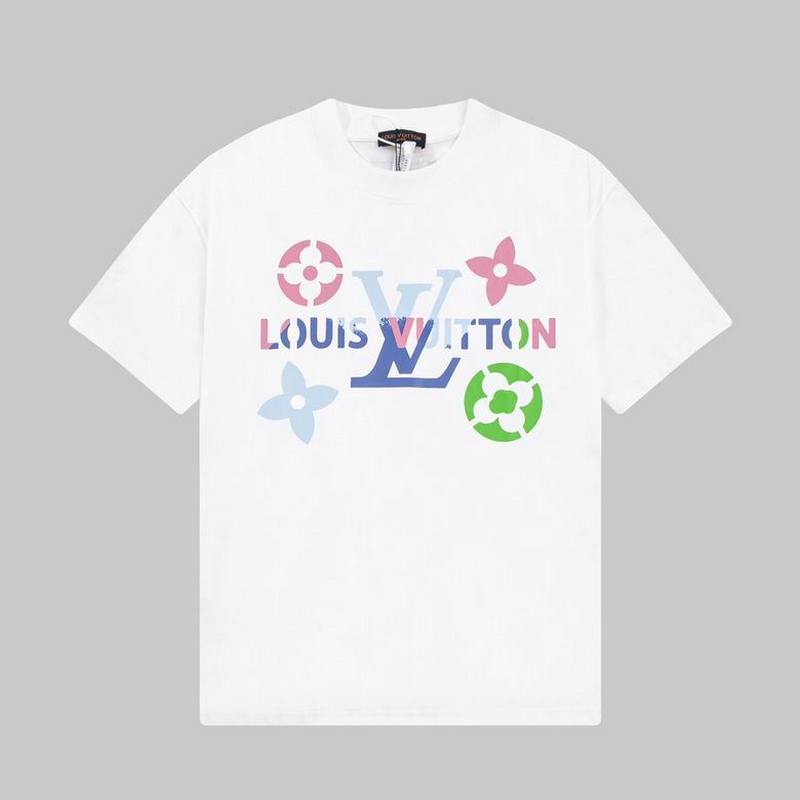 Louis Vuitton Men's T-shirts 64